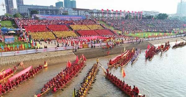 端午节划龙舟中国传统龙